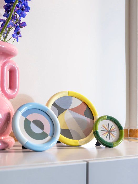 Handmade Round Picture Frame Rift