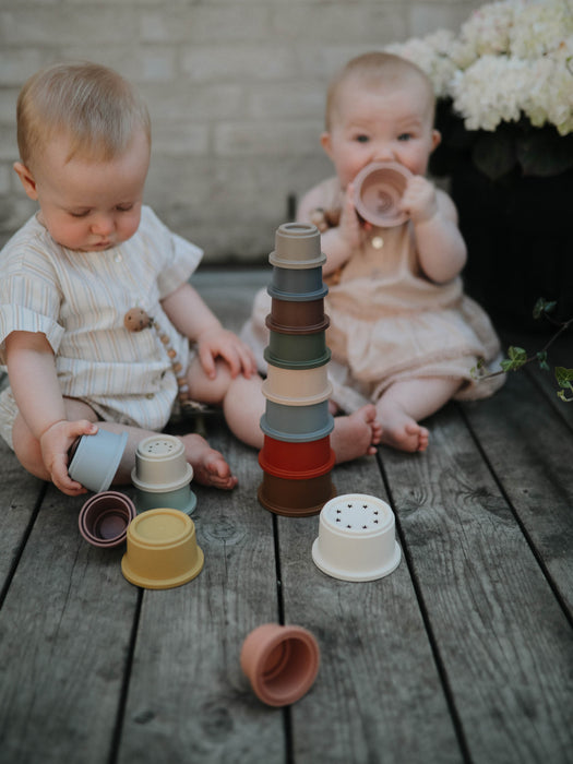 Stacking Cups Nani Set of 8