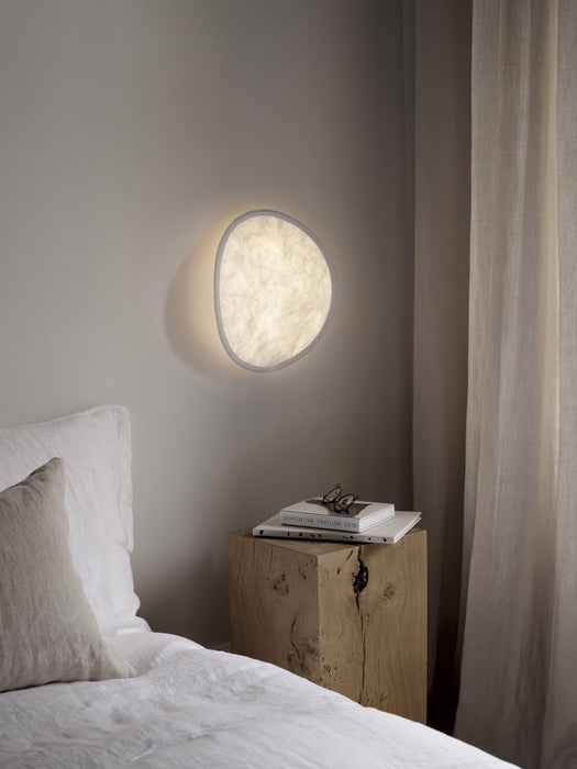 Wall Lamp Tense