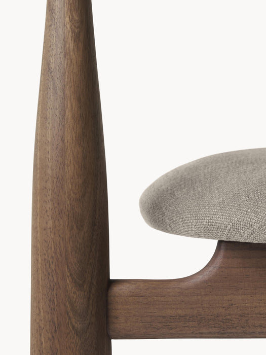 Walnut Wood Armchair Bukowski