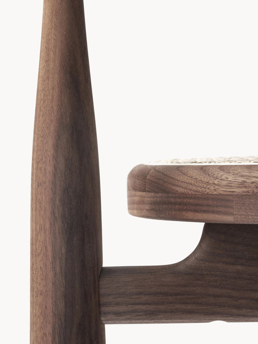 Walnut Wood Armchair Bukowski