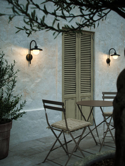 Outdoor Wall Sconce Berlo