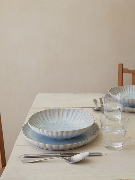 Dinner Plate Mallorca with Scaloped Edges