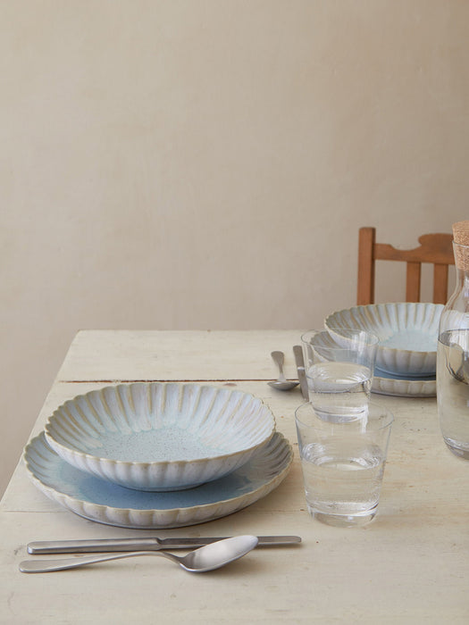 Dinner Plate Mallorca with Scaloped Edges