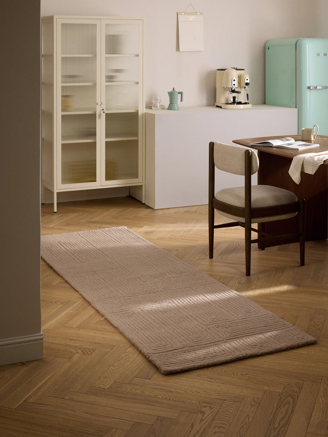 Alexia High-Low Wool Runner, Hand-Tufted