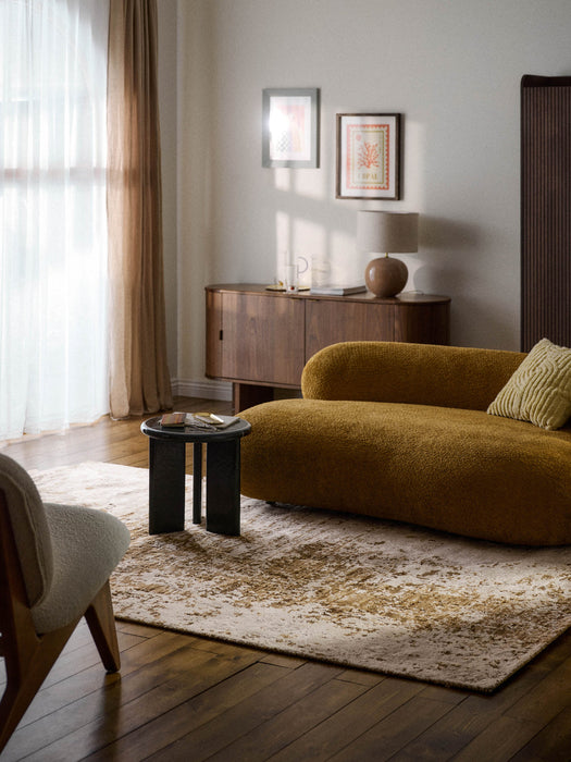 Cynthia Hand-Woven Wool Rug with Abstract Pattern