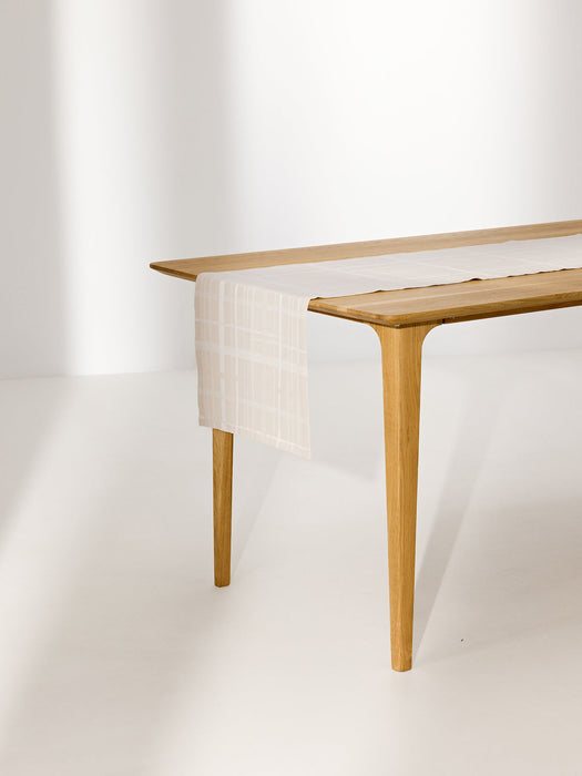 Bria Table Runner