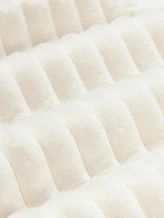 Lovey Faux Fur Cushion Cover