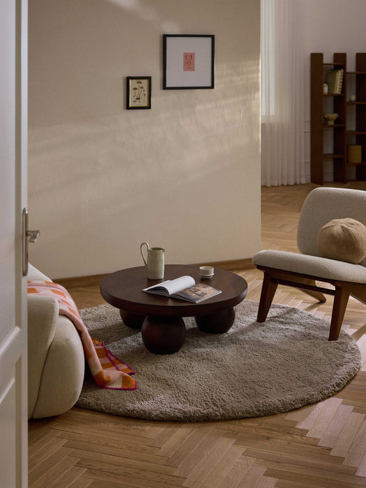 Leighton Round Fluffy High-Pile Rug