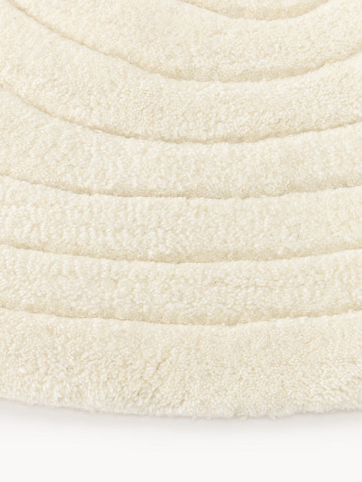 Aliza Organic-Shaped Hand-Tufted Wool Rug