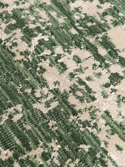 Cynthia Hand-Woven Wool Rug with Abstract Pattern