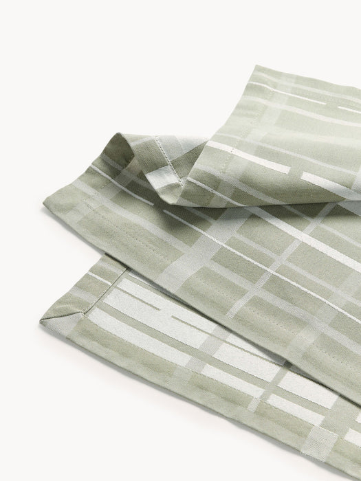 Bria Table Runner