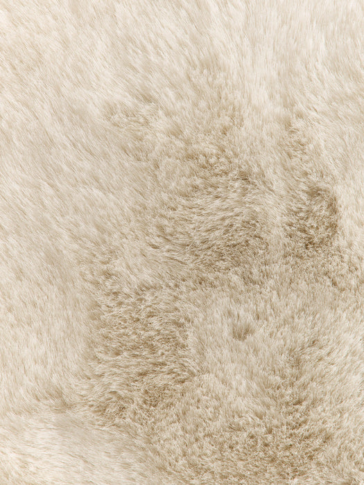 Salla Faux Fur Rug