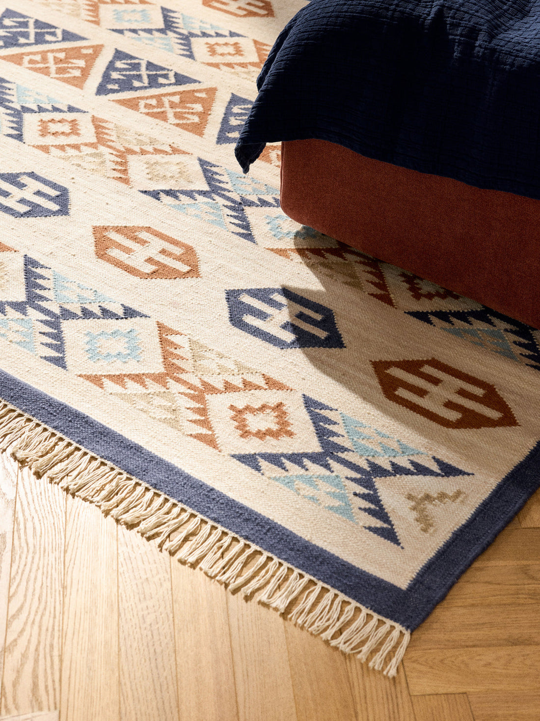 Anisa Hand-Woven Wool Kilim Rug