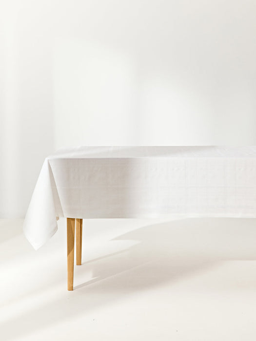 Bria Tablecloth