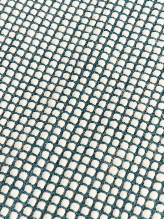 Amaro Round Hand-Woven Wool Rug