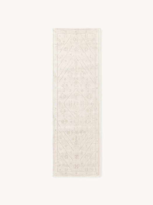 Shaila Hand-Woven Viscose Runner