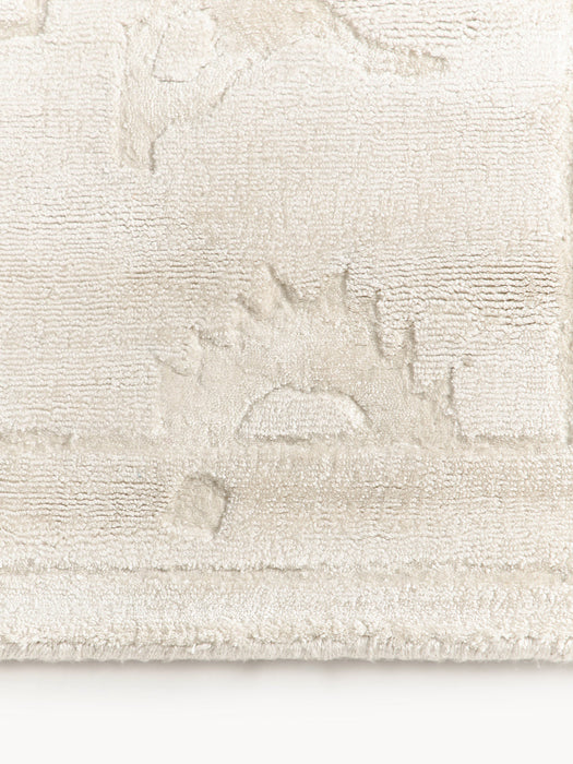 Shaila Hand-Woven Viscose Runner