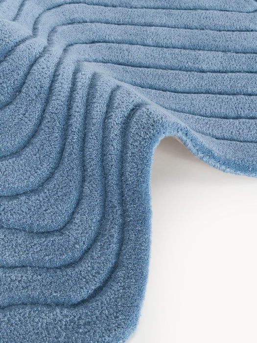 Aliza Organic-Shaped Hand-Tufted Wool Rug