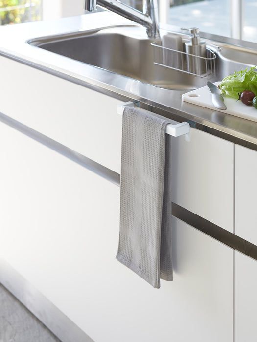 Clip-On Towel Holder Tower