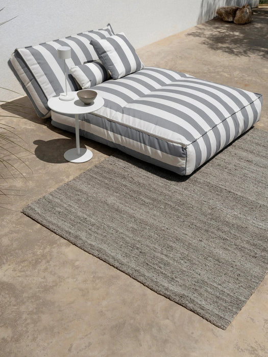 Stay Garden Daybed