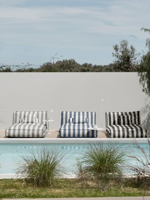 Garden Daybed Stay