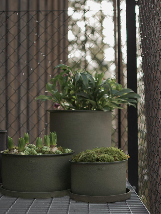 Outdoor Plant Pots Out Set of 2