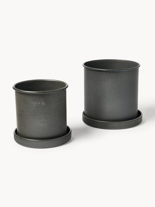 Outdoor Plant Pots Out, Set of 2