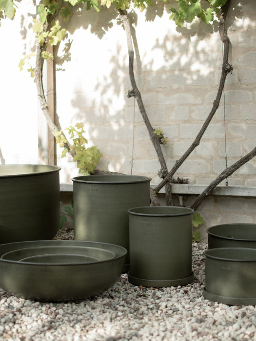 Large Outdoor Plant Pots Out, Set of 2