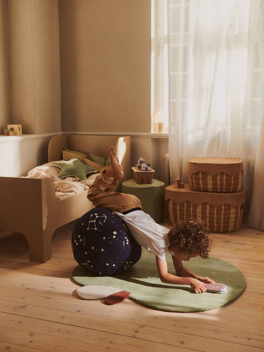 Apple Kids Hand-Tufted Rug