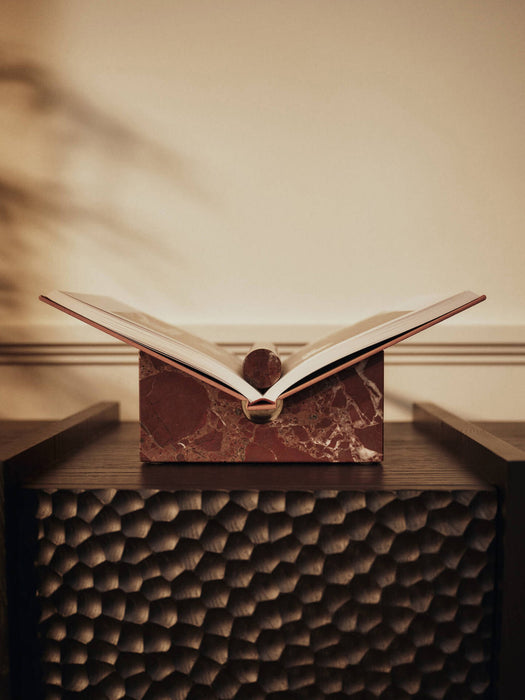 Marble Book Stand Tvara