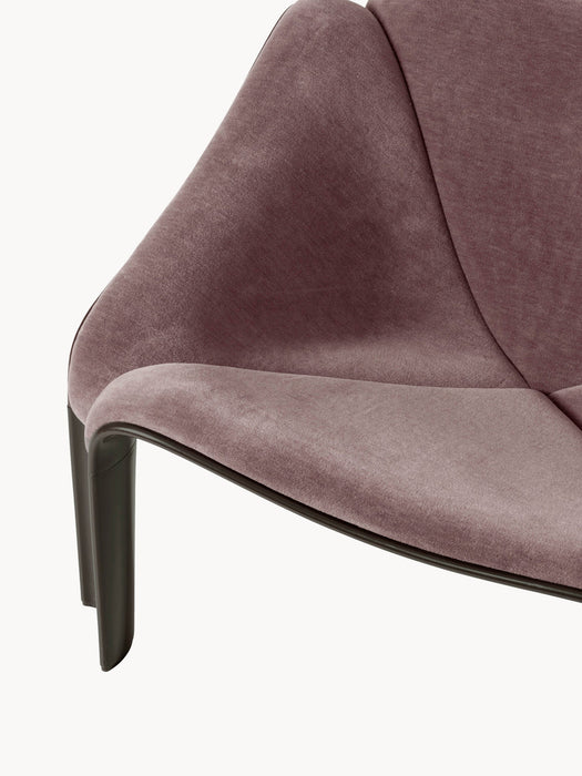 Lounge Chair F300