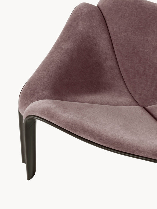 Lounge Chair F300