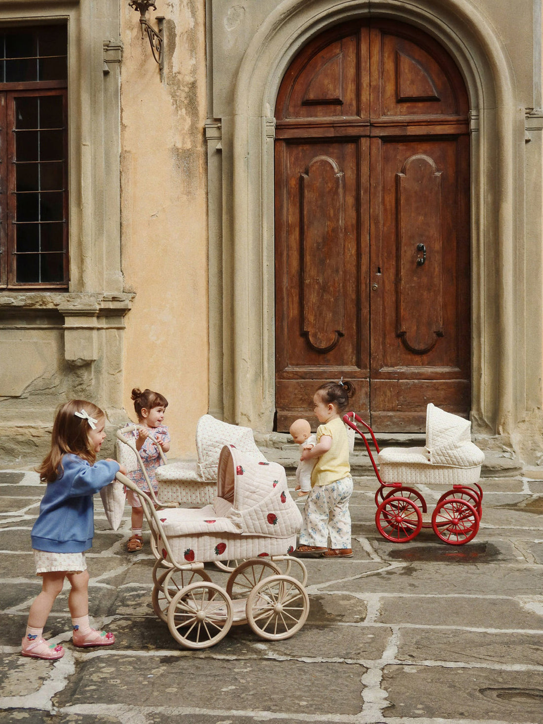 Estate Dot Doll's Pram