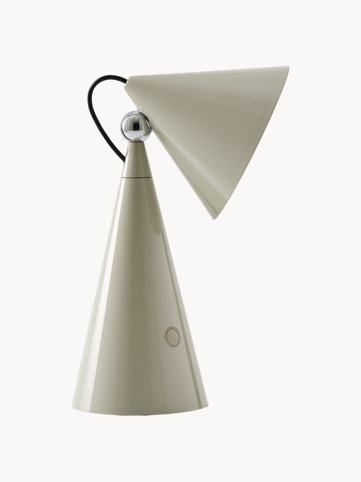 Portable LED Table Lamp Pose Dimmable
