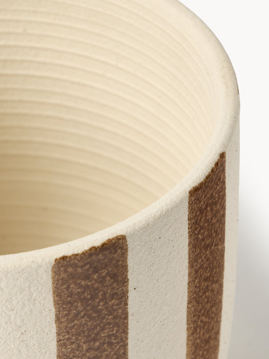Hand-Painted Cover Pot Ellen H 12 cm
