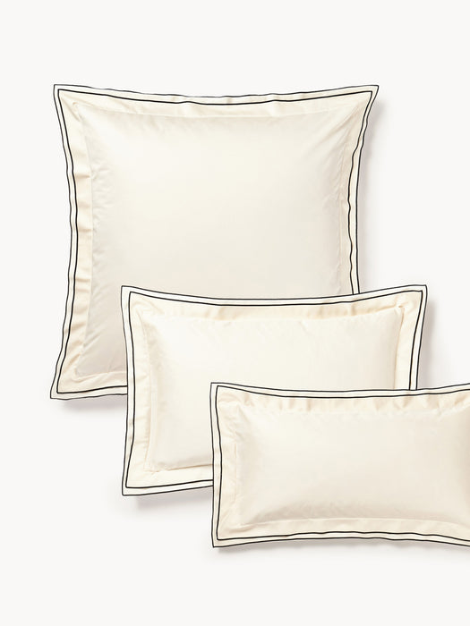 Cotton Sateen Pillowcase Carlotta with Piping