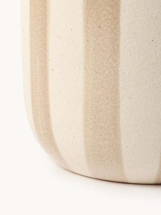 Hand-Painted Cover Pot Ellen H 12 cm