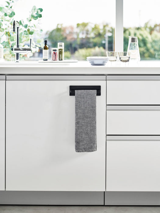 Wall Towel Hanger Tower