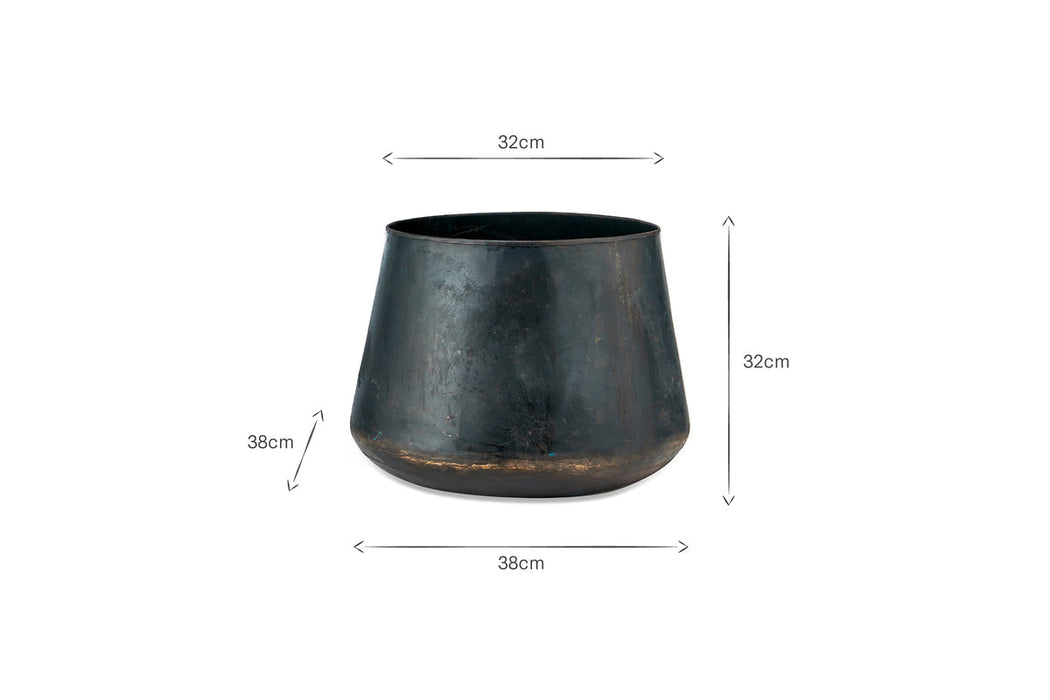 Endo Reclaimed Iron Planter