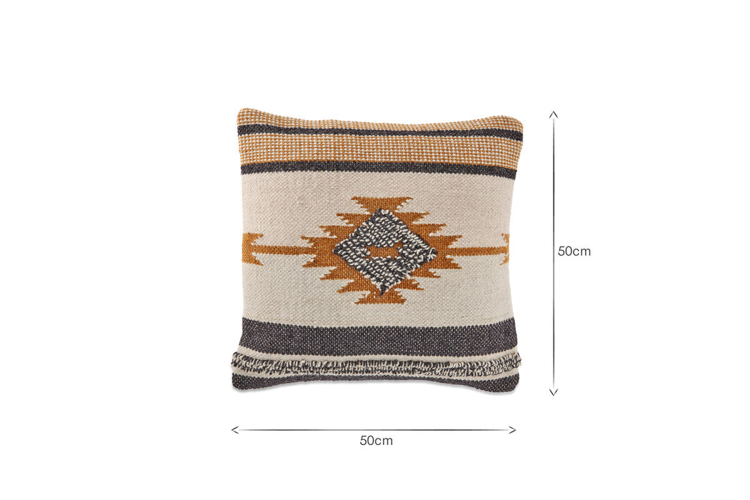 Tussi Mara Cushion Cover