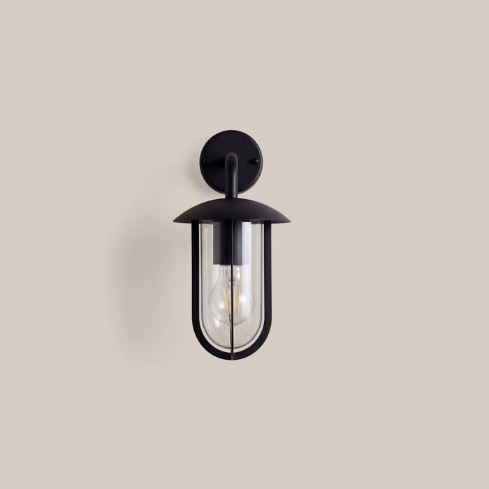 Verona Outdoor Wall Light Black