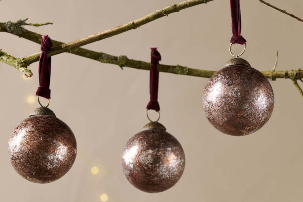 Darya Baubles Antique Burgundy Set Of 4