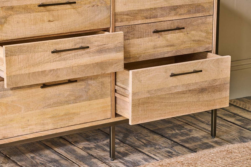 Dasai Mango Wood Chest Of Drawers