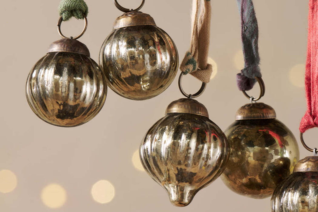 Dew Drop Baubles Antique Gold Set Of 12 Dd38Gb