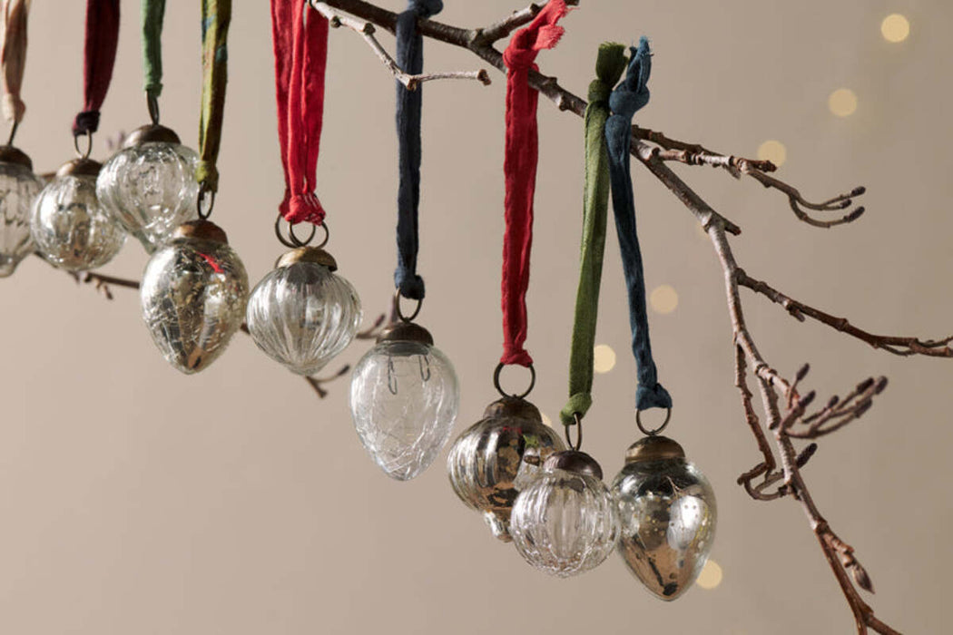 Dew Drop Baubles Silver Clear Set Of 12 Dd27Gb