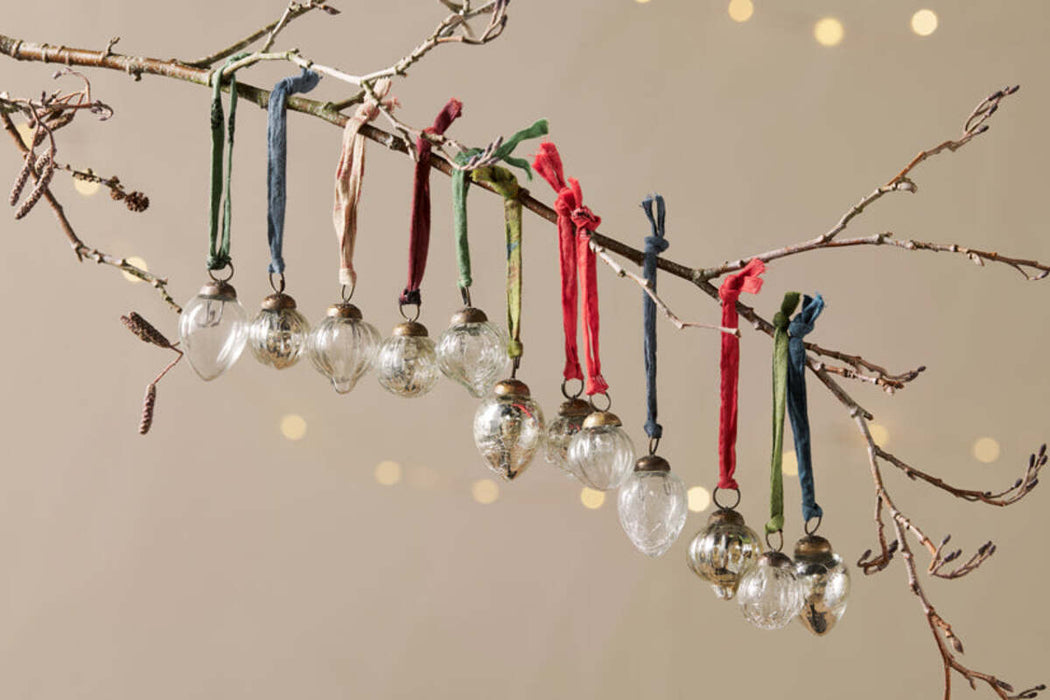 Dew Drop Baubles Silver Clear Set Of 12 Dd27Gb