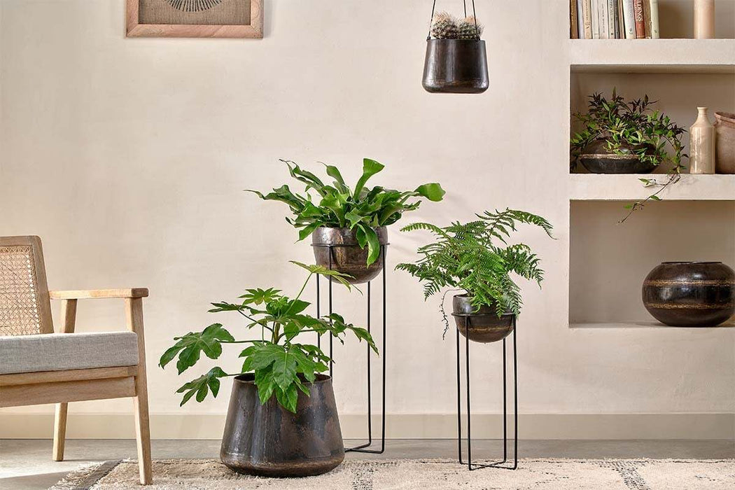Endo Reclaimed Iron Planter Stand