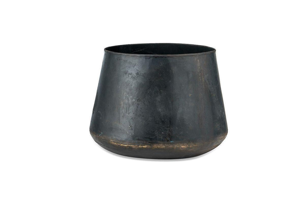 Endo Reclaimed Iron Planter