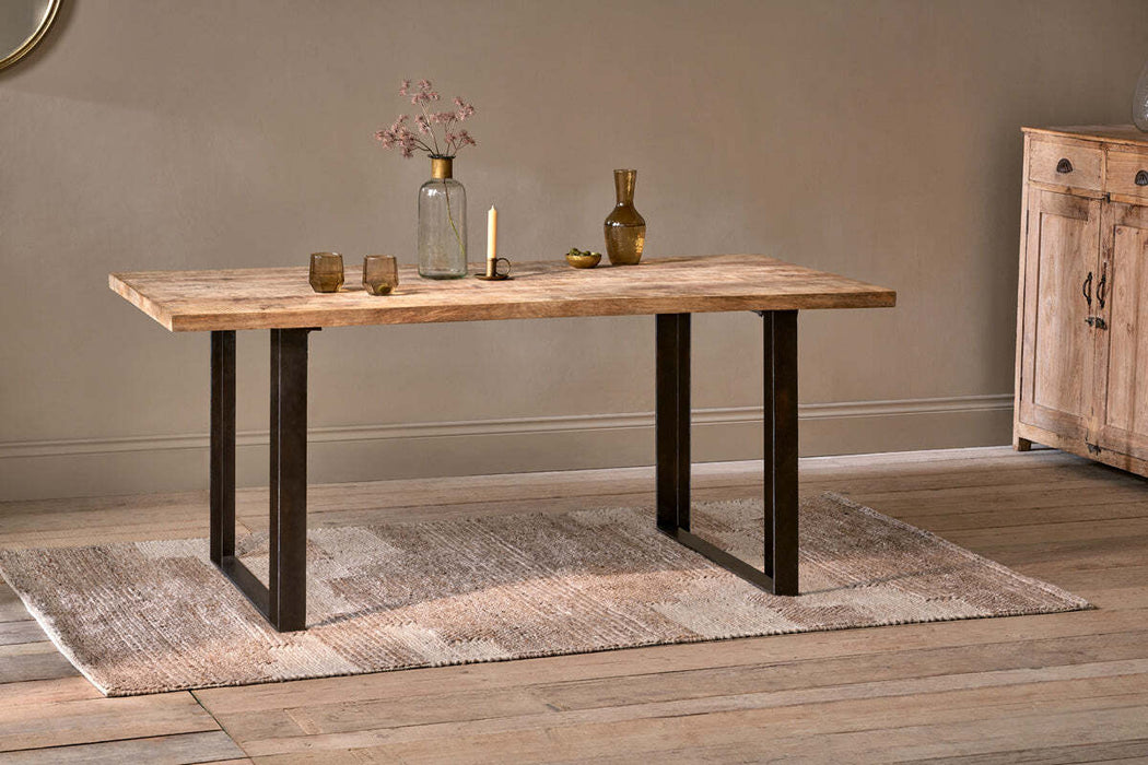 Fia Dining Table